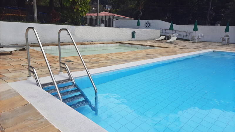 Piscina Nova Escada